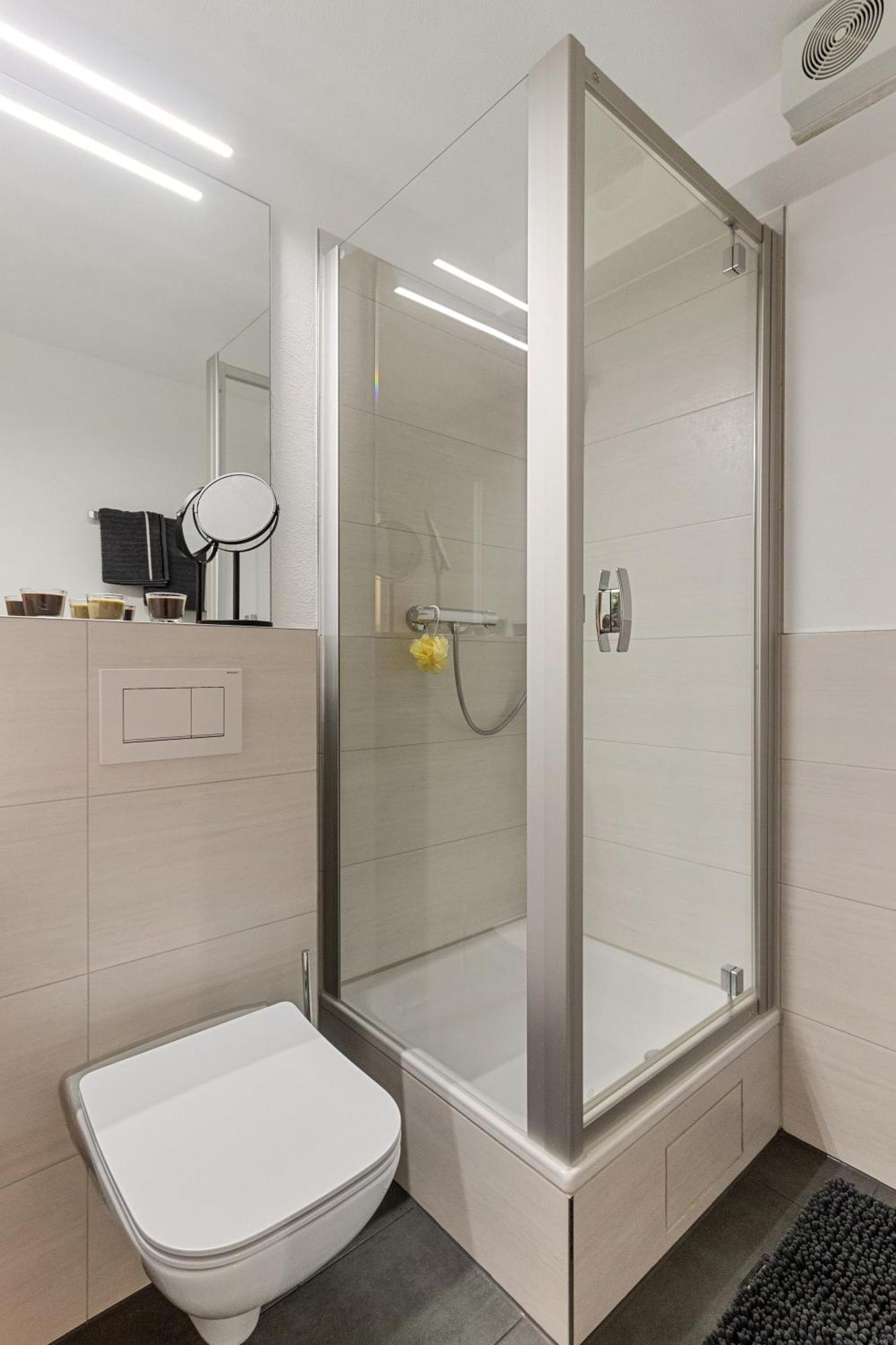 Appartement Fuer 1-2 - Wlan - Parkplatz - Homeoffice Kaiserslautern Exteriér fotografie